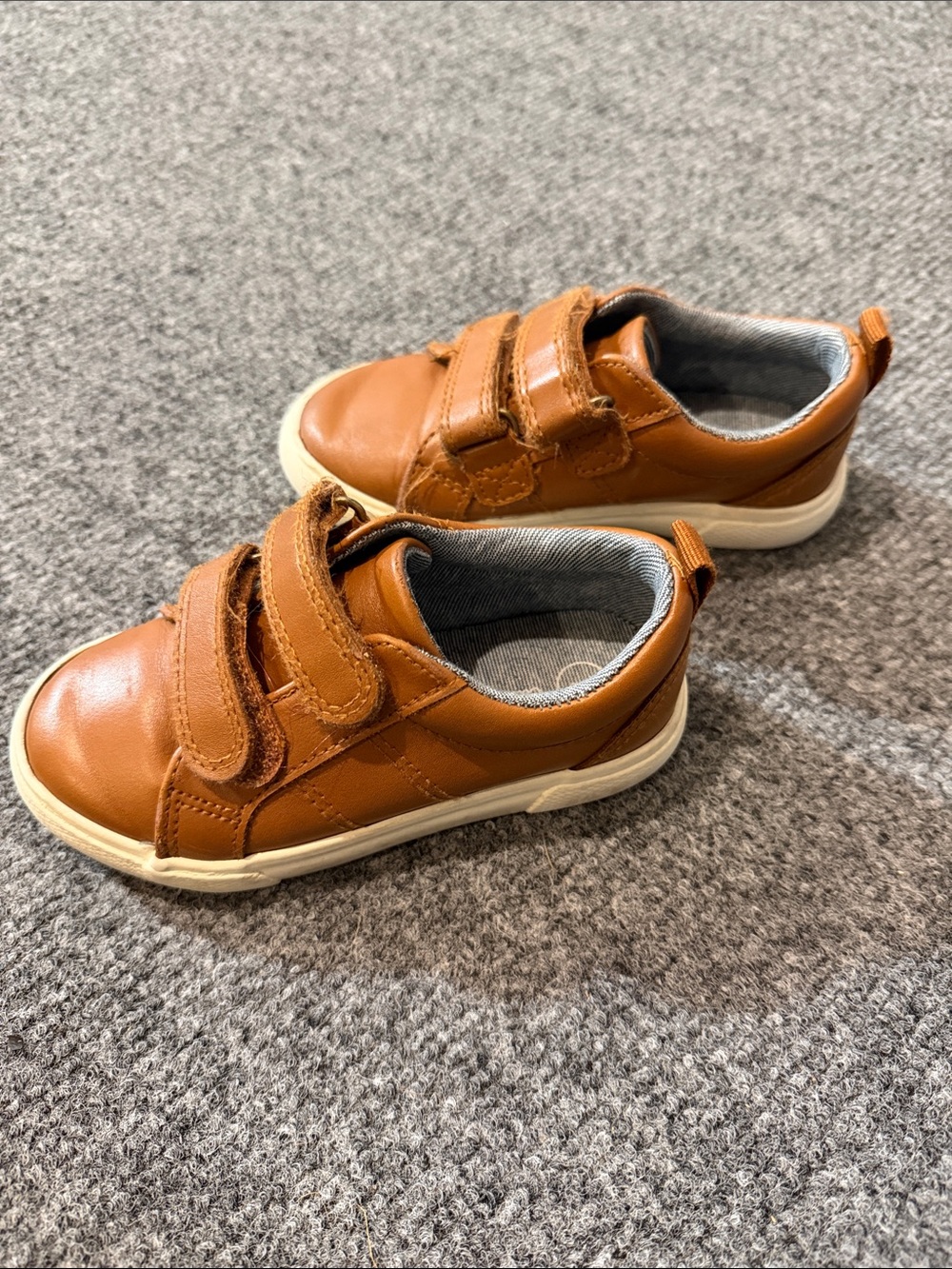 Cat & Jack Kids Brown Velcro Casual Sneakers